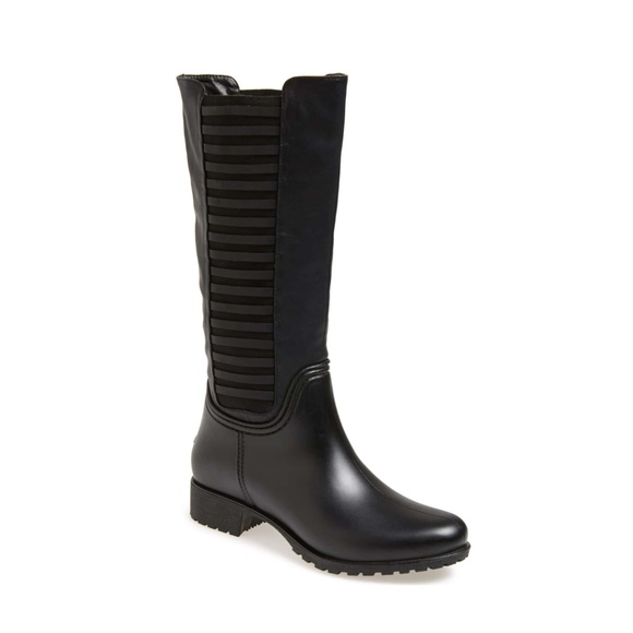 rain boots with memory foam
